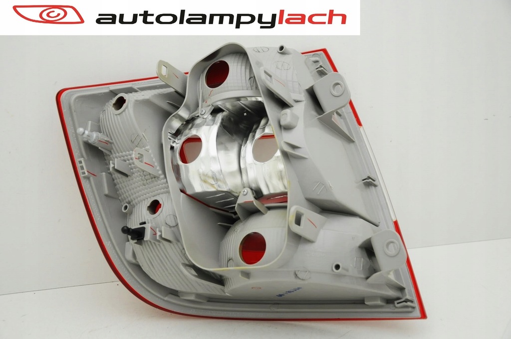 фото №3, Skoda rapid h/b 12- лампа задняя правая nowa