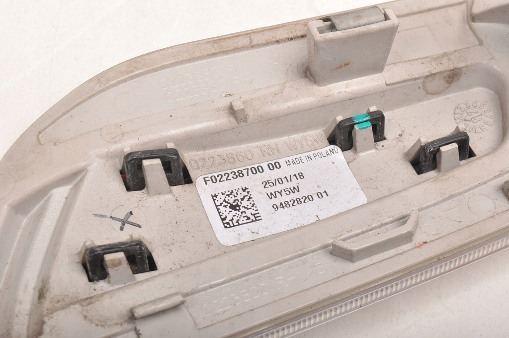 фото №6, Mini f56 поворотник правый 9482820