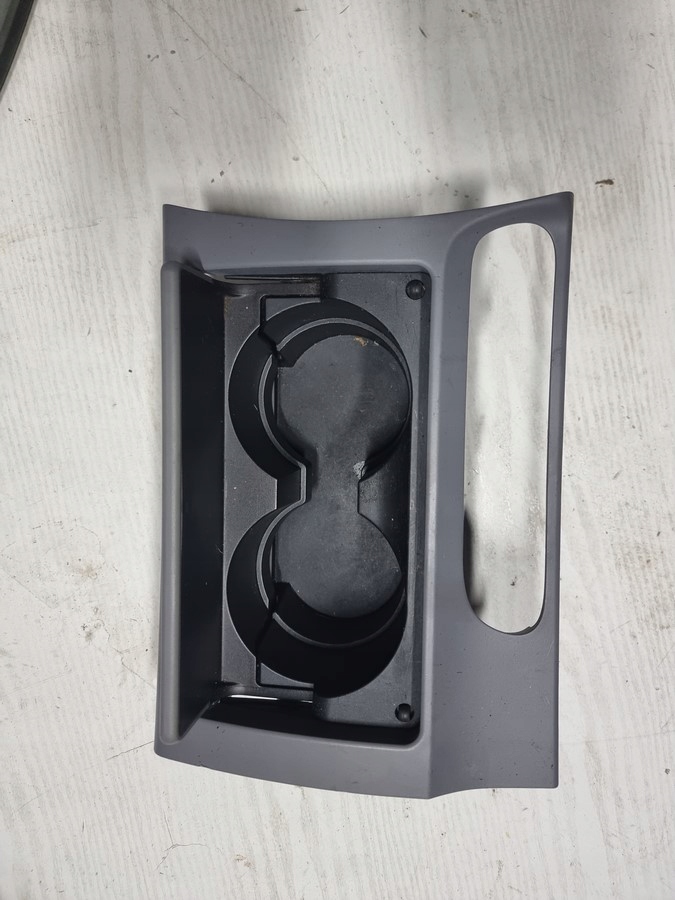 фото №1, Mazda 6 gh 08-12 бардачок рамка na напитки кружка