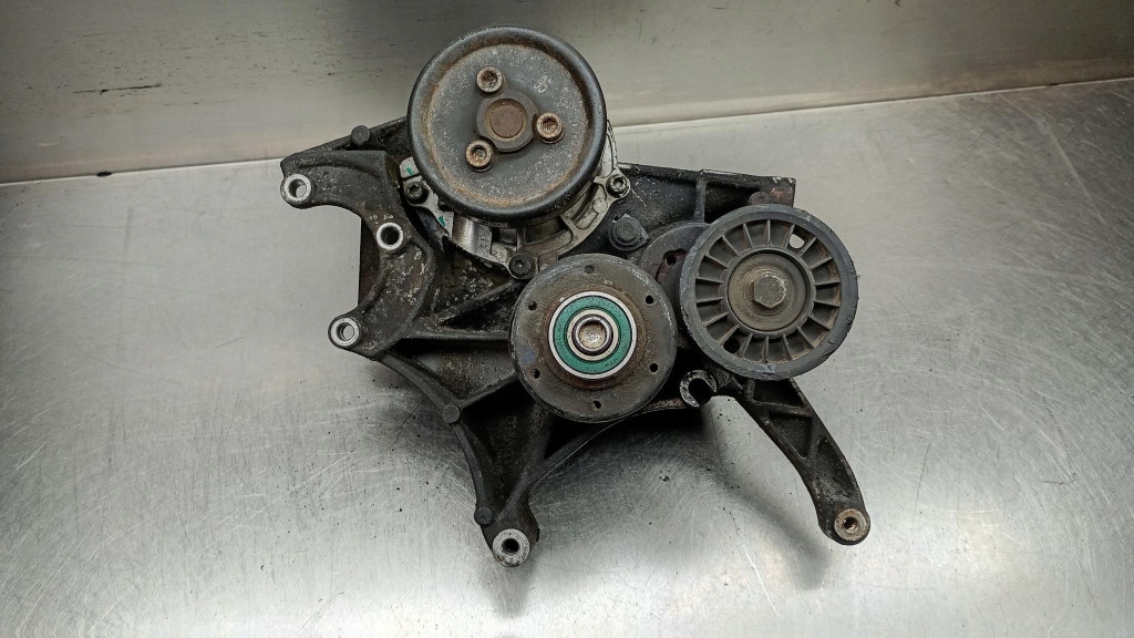 Купить Кронштейн генератора 028903143af audi a4 vw passat b5 1.9tdi 110km
