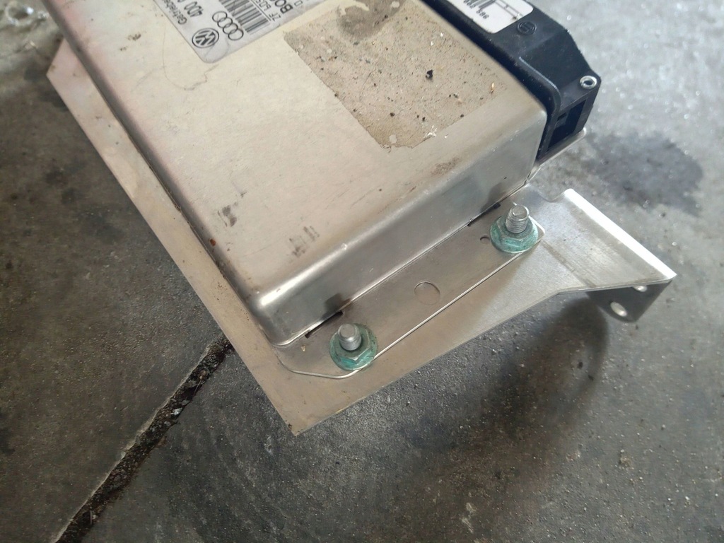 фото №7, Audi a8 s8 d2 4d 2000 блок керування модуль коробки передач 4d0927156be 0260002586