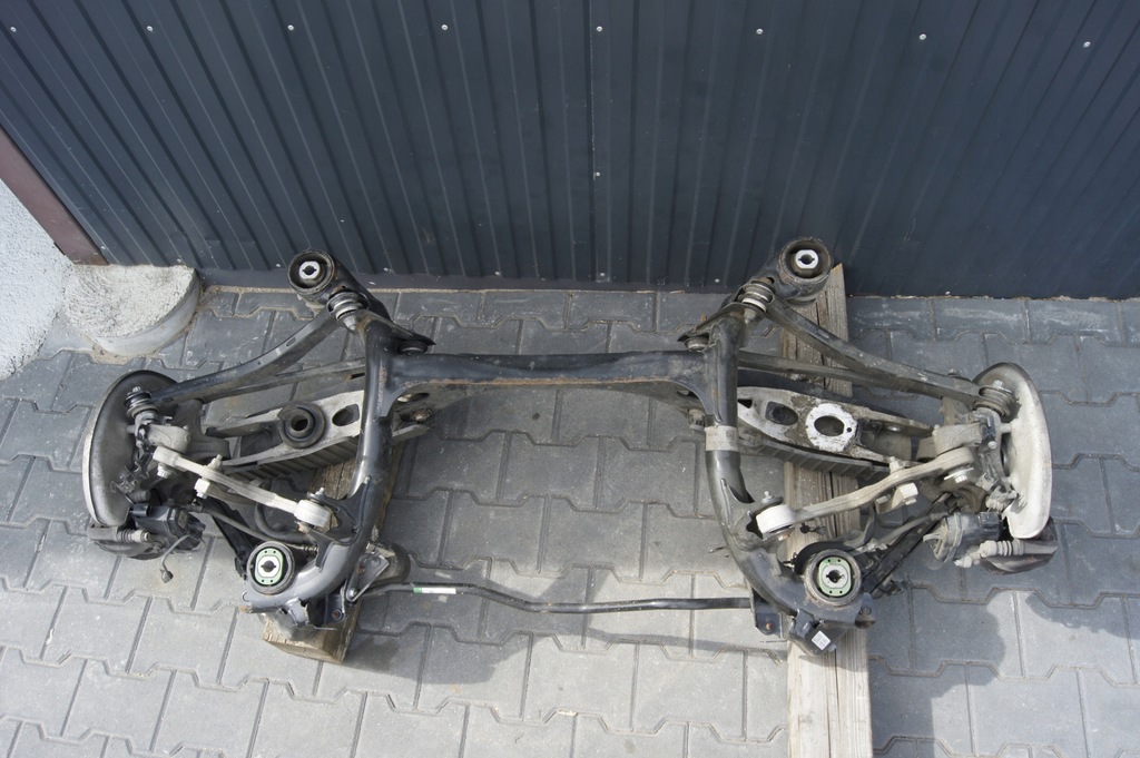 фото №9, Audi a4 b9 підрамник задня підвіска задні повний