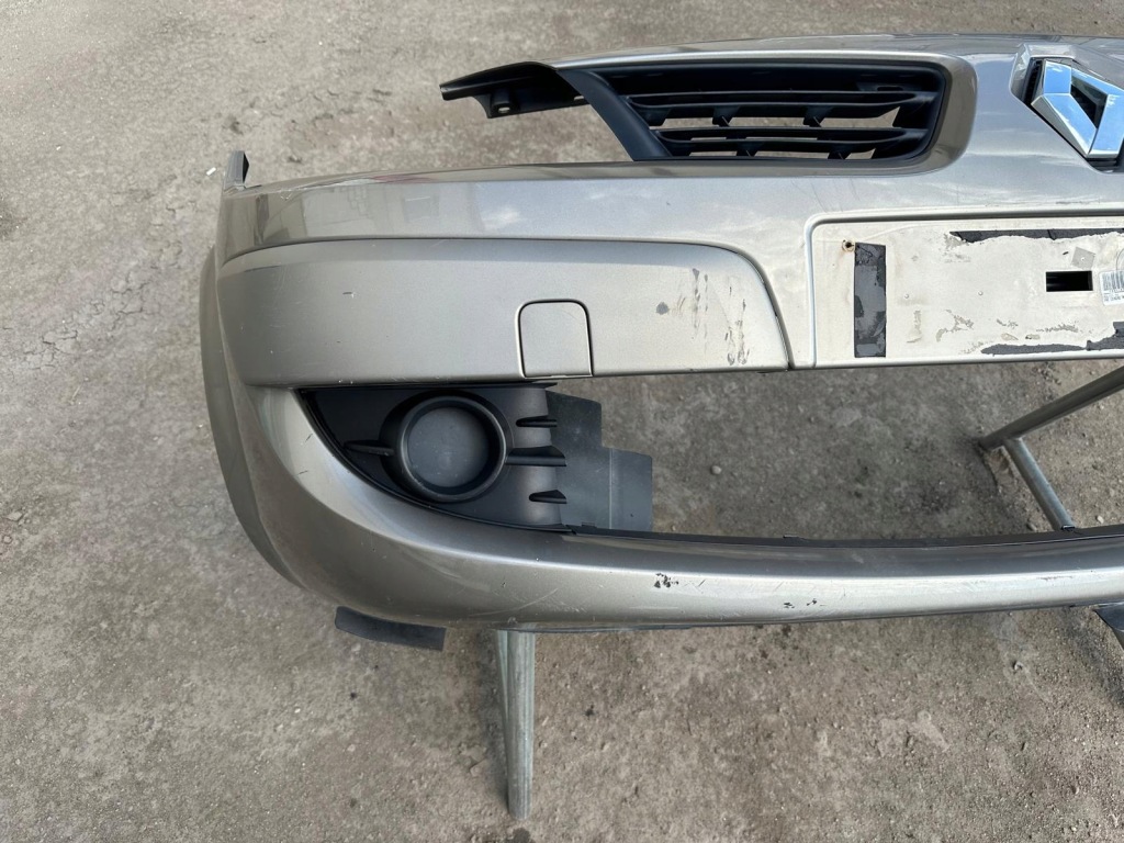 фото №3, Renault scenic 2 lift бампер перед оригинал