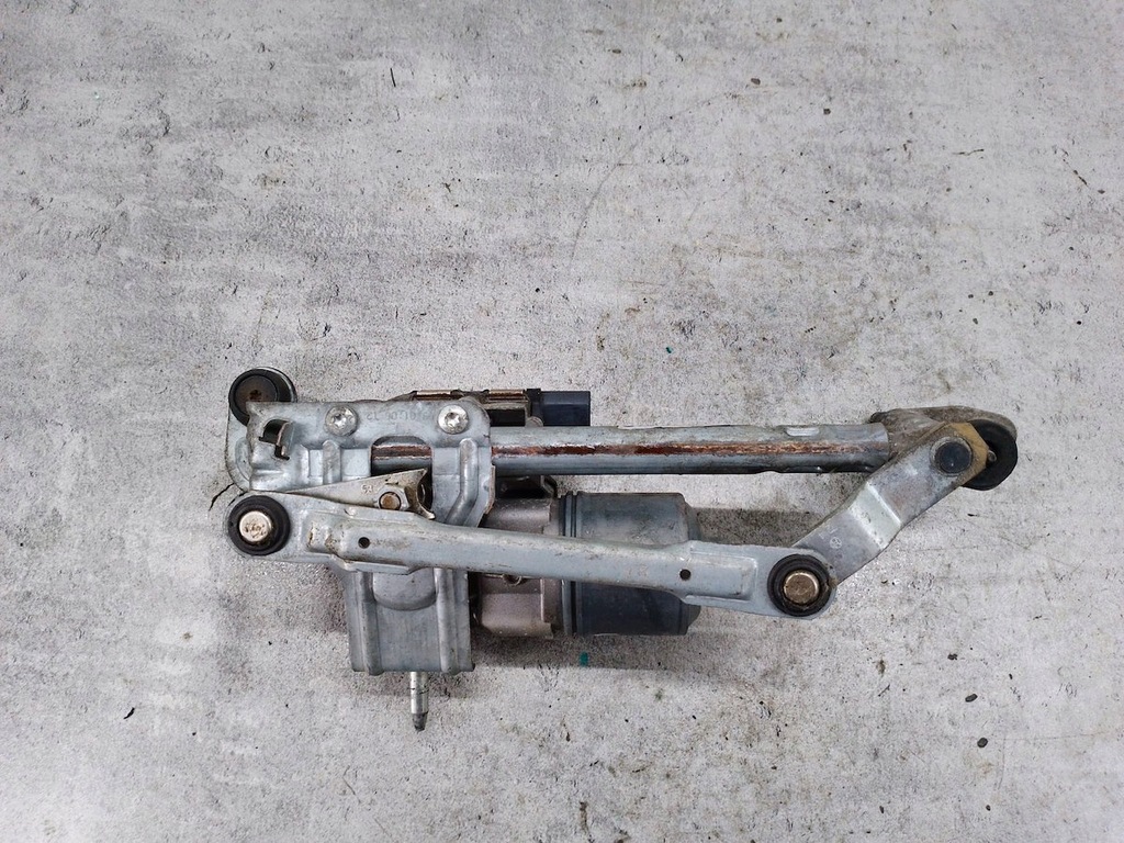 фото №8, Моторчик дворник левый vw golf plus i 3397020815 0390241945 bosch