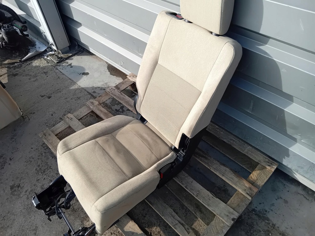 фото №4, Сиденье 3 ряд правый задняя land rover discovery iii