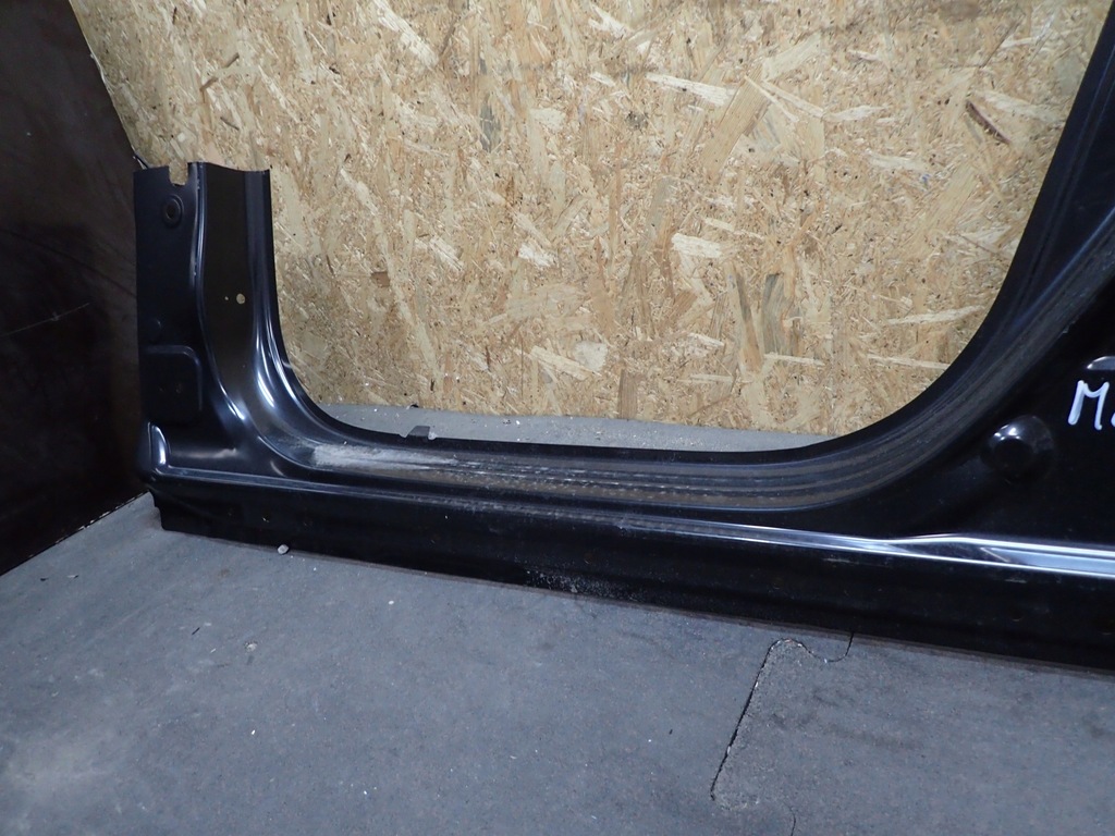 фото №3, Порог левый mazda iii 3 bp 18-