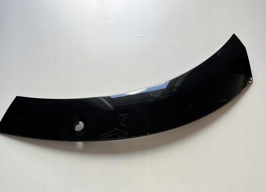 фото №8, Volvo xc60 ii r-design 2017- молдинг бампера перед правая 31650213