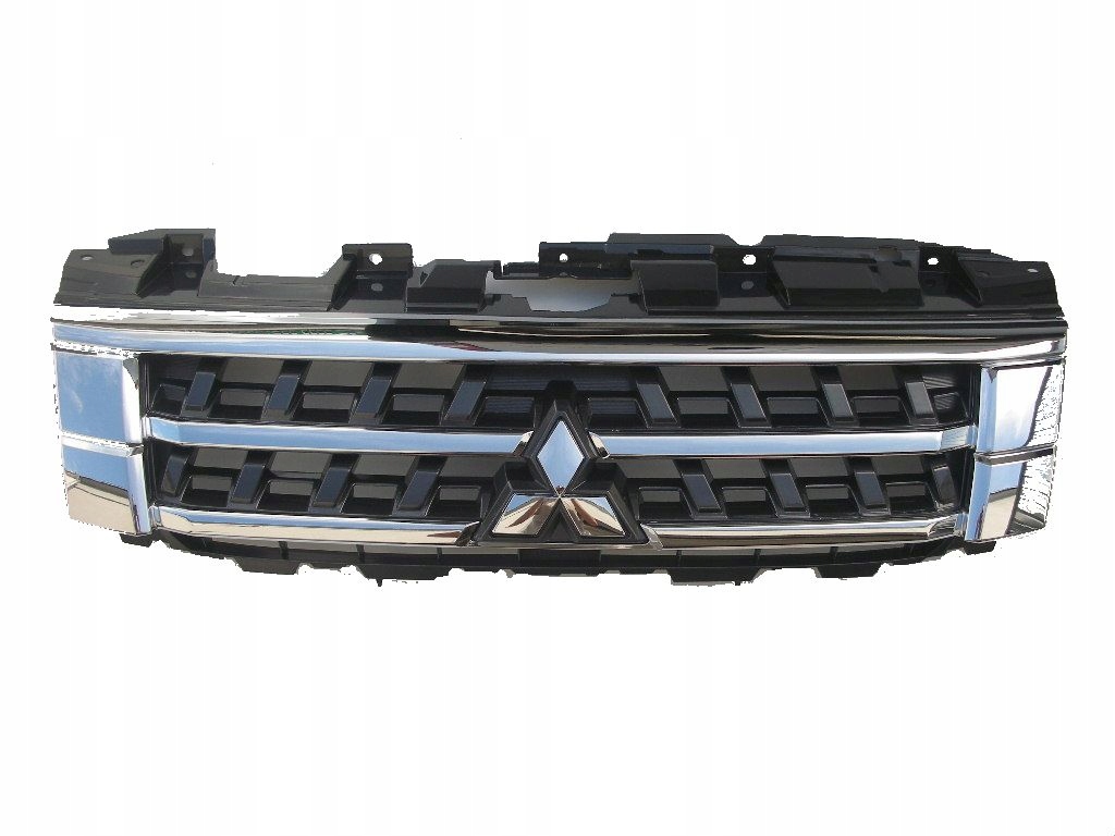 фото №1, Mitsubishi pajero iv решётка радиатора решётка радиатора lift 2015- idealna