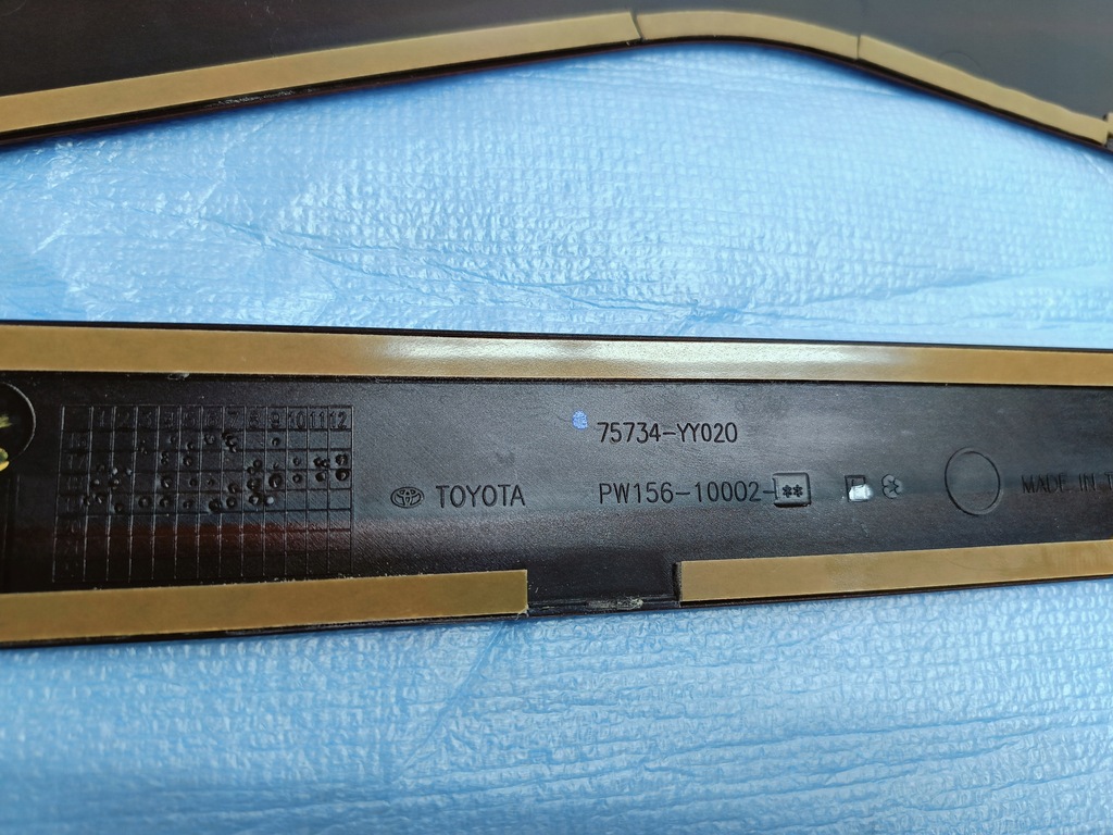 фото №10, Toyota c-hr 16- накладки декоративні двері червоні nowe комплект pw156-10000-dh