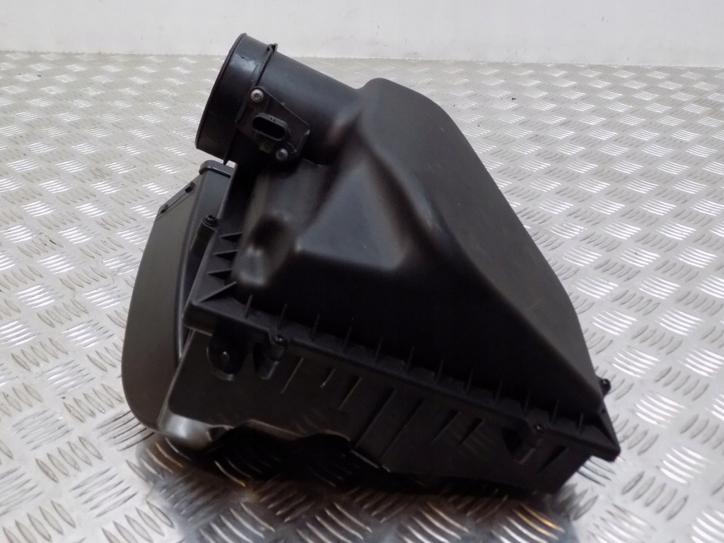 фото №8, Bmw x3 g01 x5 g05 g11 g30 корпус фільтра повітря