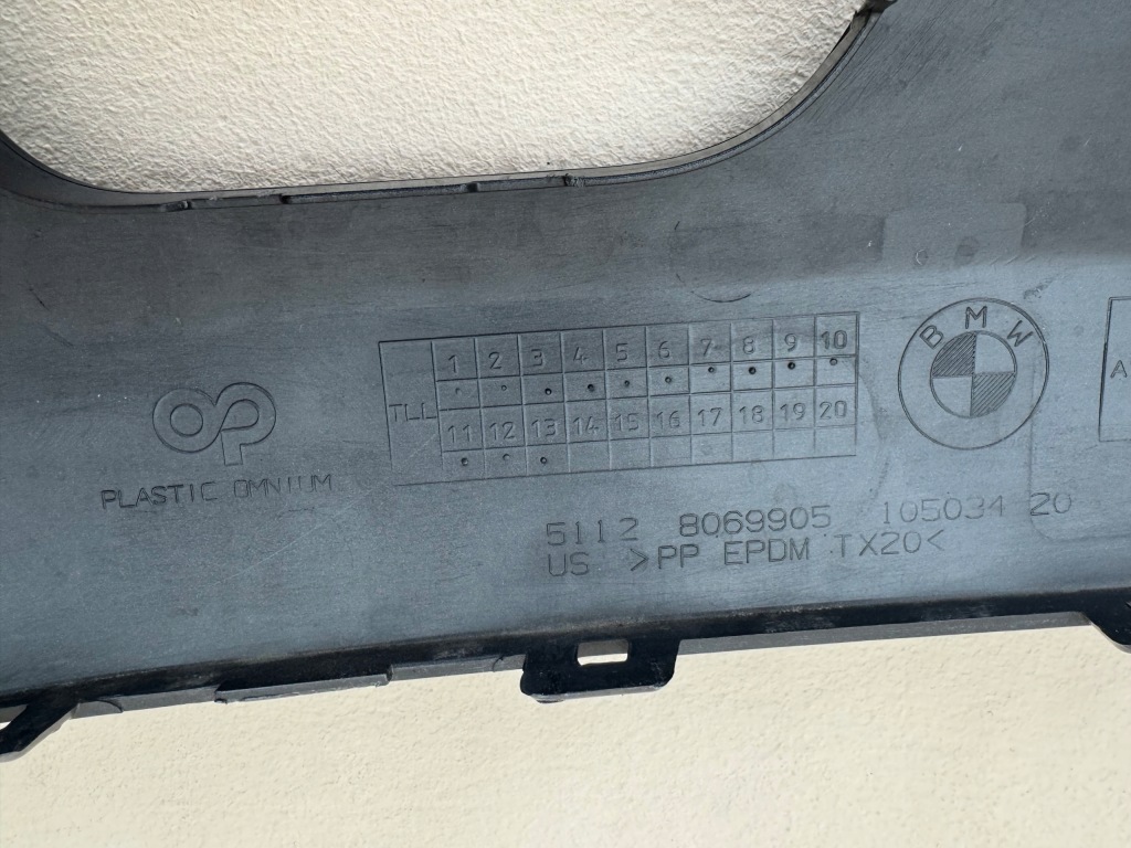 фото №15, Bmw x7 g07 m-pakiet 18r- спойлер накладка бампера задня задня 5112 8069905