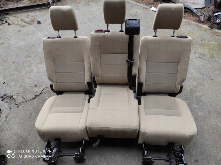 фото №1, Заднее сиденье ii ряд land rover discovery iii 3 бежевая