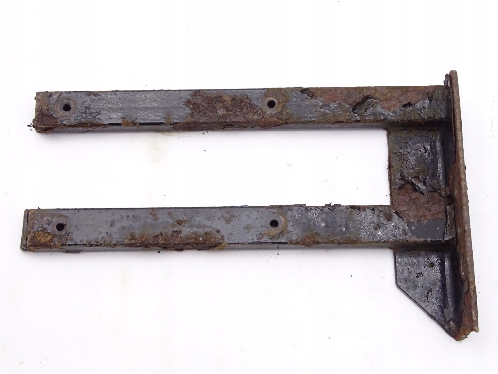 фото №5, Renault midlum 00-06 dci кронштейн коробки бардачка