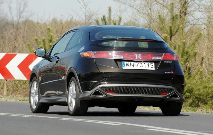 фото №12, Honda civic 8 viii лампа права задня