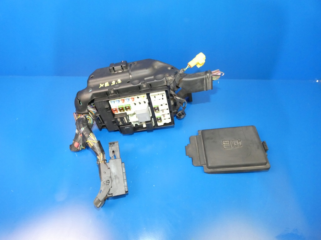 фото №1, Jaguar xe x760 коробка предохранителей