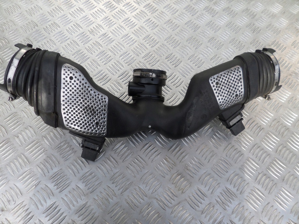 фото №1, Витратомір труба повітрозабірник mercedes w251 w164 w211 w219 3.0 cdi a6420943497