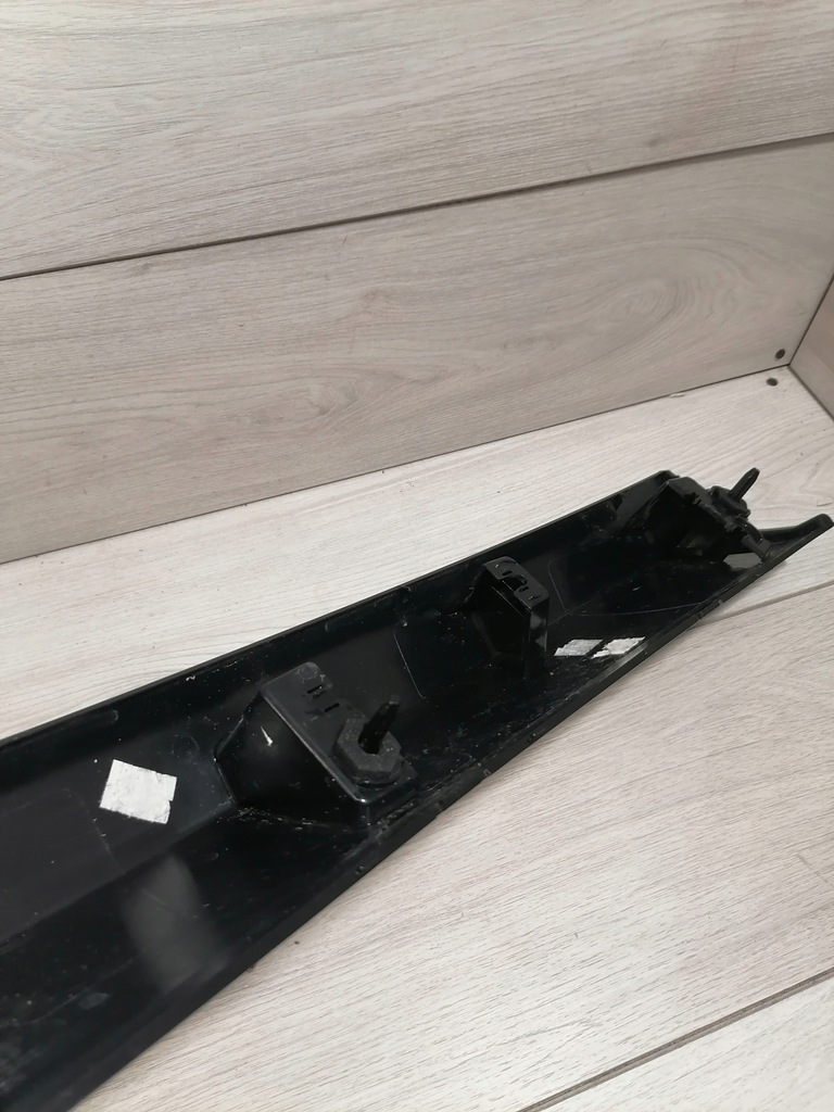 фото №9, Peugeot 2008 ii накладка крышка багажника задняя 98338259