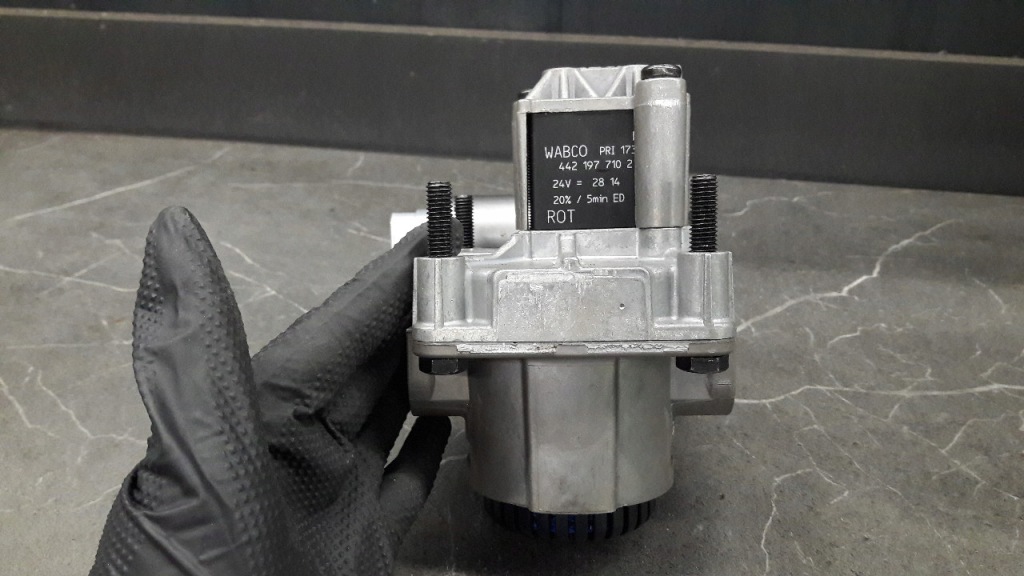 Купити 4802070010 4421977102 клапан релейний ebs wabco nowa