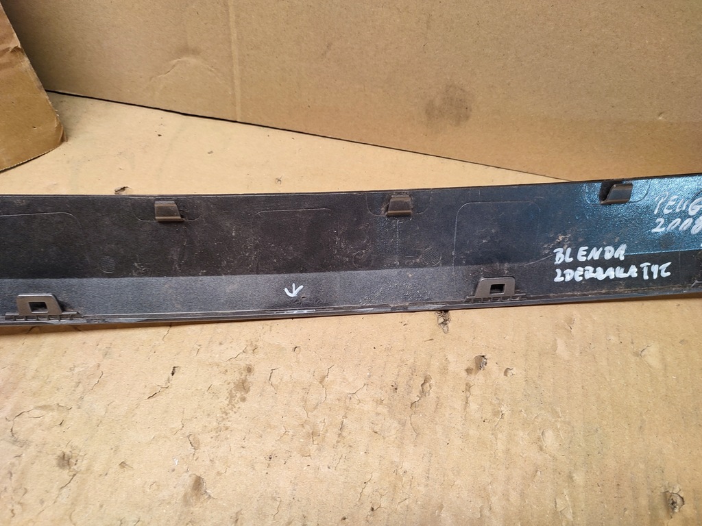 фото №10, Bleda молдинг бампера задня peugeot 2008