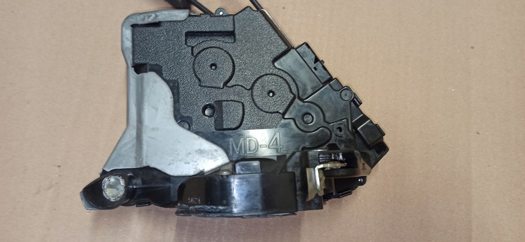 фото №2, Замок дверь правый перед lexus gs iii 05-11 10 pin