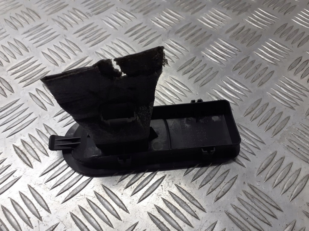 фото №2, Панель стекло правый перед renault scenic ii 15601374