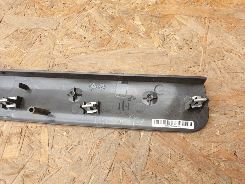 фото №9, Dodge caravan voyager молдинг панелі dekor