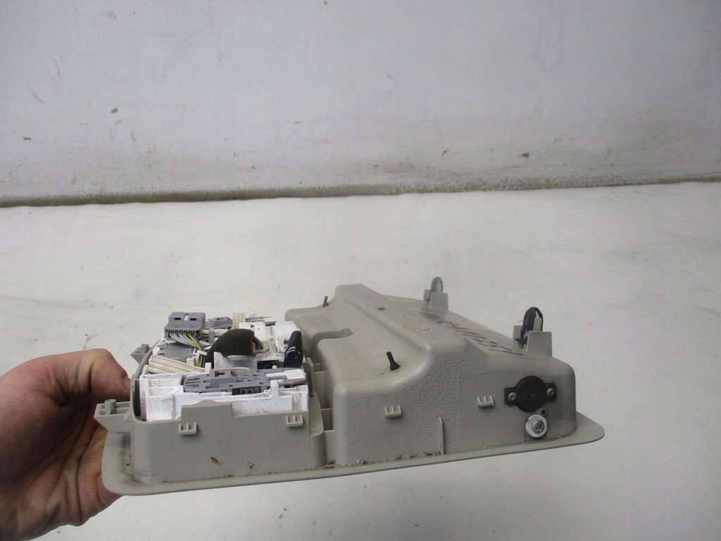 фото №7, Лампа освещение кабины бардачок murano z51