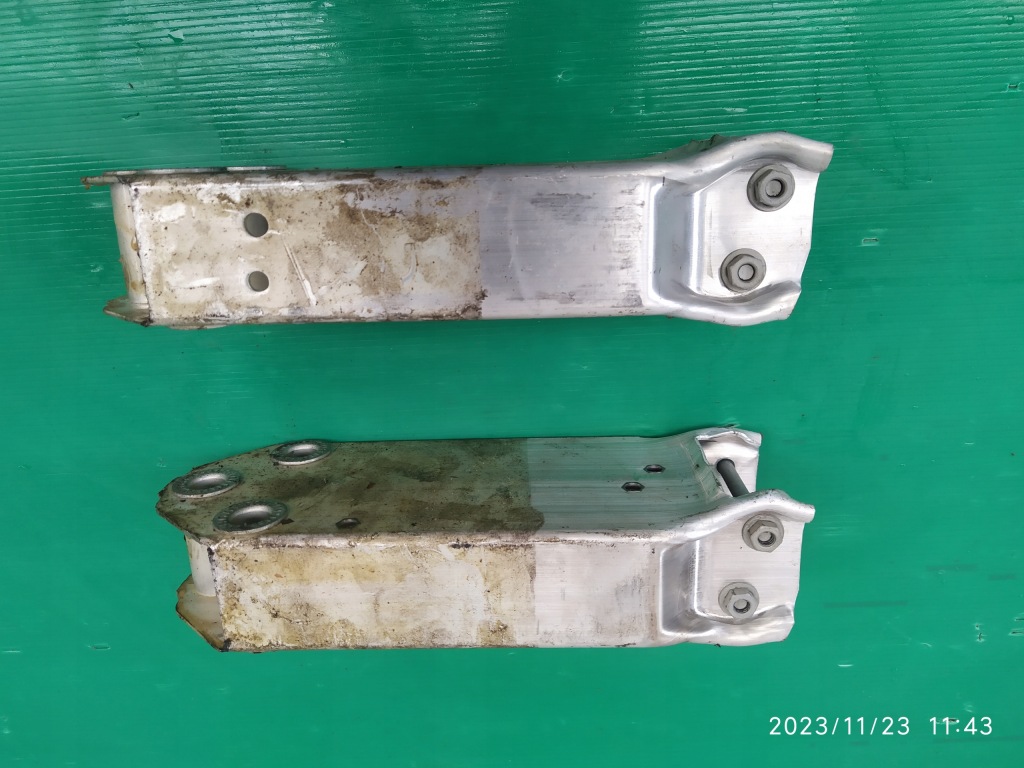 фото №2, Bmw 5 f10 зона деформации перед левая правая 2szt