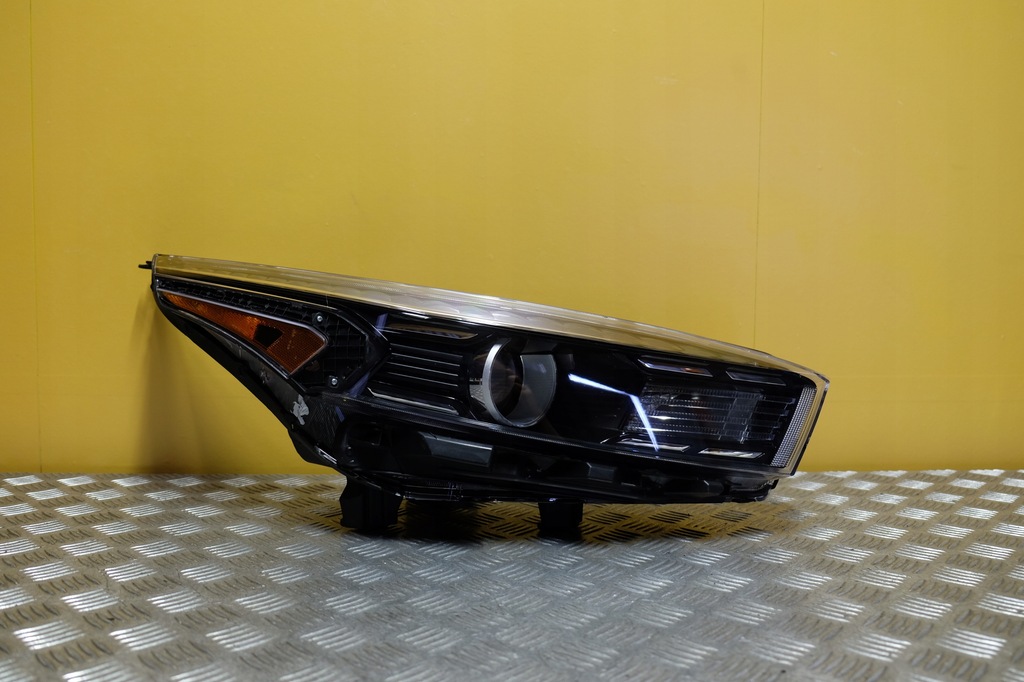 фото №1, Kia cerato forte lift 2021- фара лампа обычная линзованная r usa