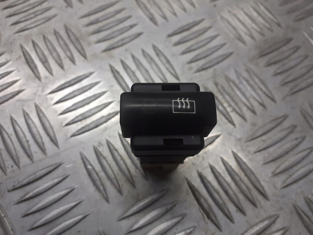 фото №1, Кнопка підігрів задній скло xsara ii