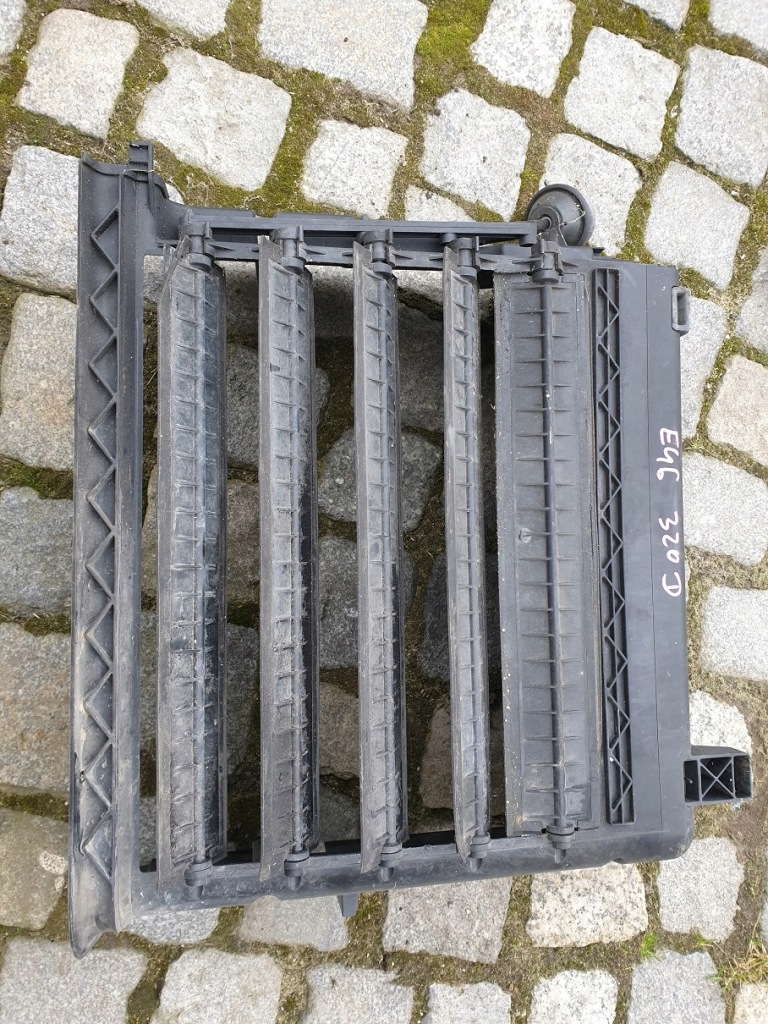 фото №1, Жалюзі вентилятора bmw e46 320d 7786682