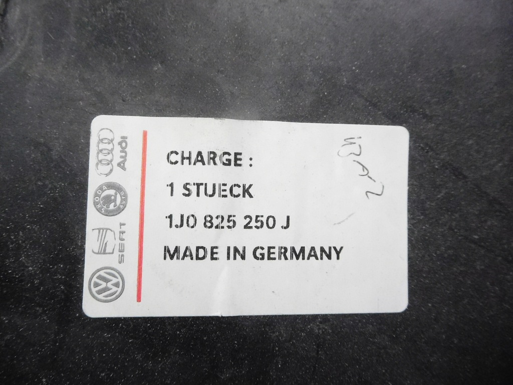 фото №7, Шумоізоляція капот do audi a3 00-03 1j0825250j