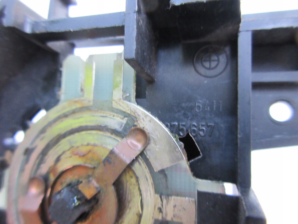 фото №9, Выключатель регулятор отопителя bmw 3 e30 1375657