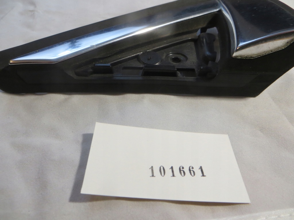 фото №8, Citroen ds4 защита заглушка треугольник крыло хром правый