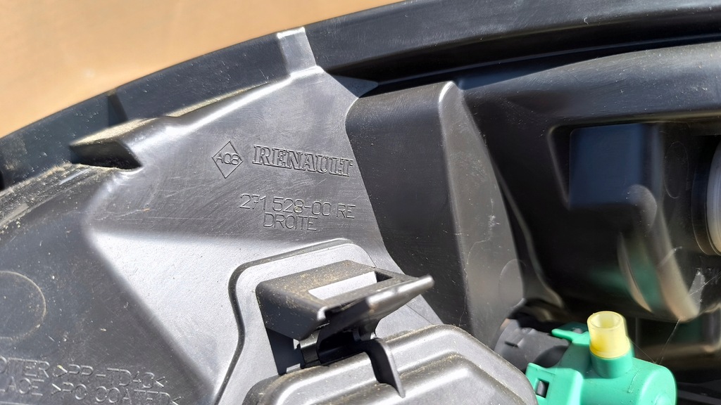 фото №12, Лампа передняя перед правая renault twingo ii 2 europa