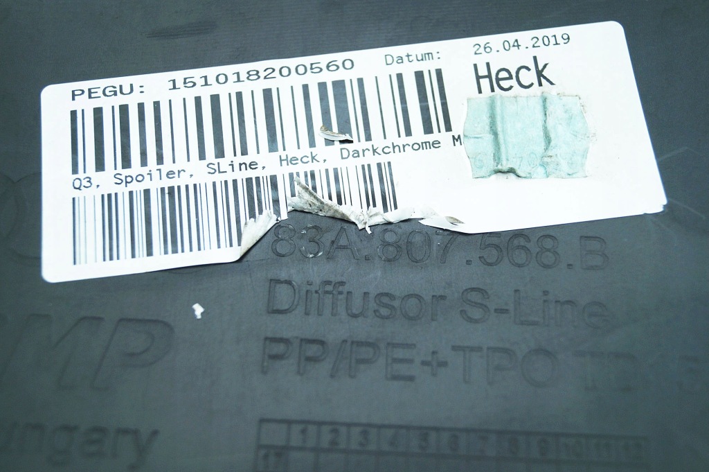 фото №9, Накладка дифузор бампера задня audi q3 83a s-line