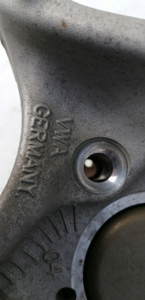 фото №12, Vw id.3 id.4 поворотный кулак + амортизатор правый перед 22r.