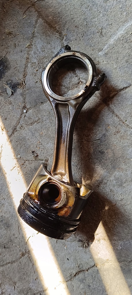 фото №1, Поршень з шатун шатун audi a4 a5 a6 2.7 tdi 059ab