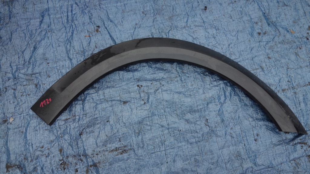 фото №1, Volvo v90 молдинг накладка крыло правая