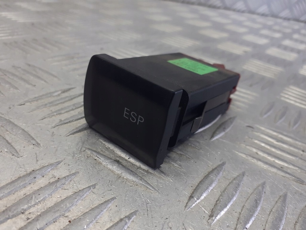 фото №1, Переключатель esp audi a3 8l 1.8 t 8l0927134a