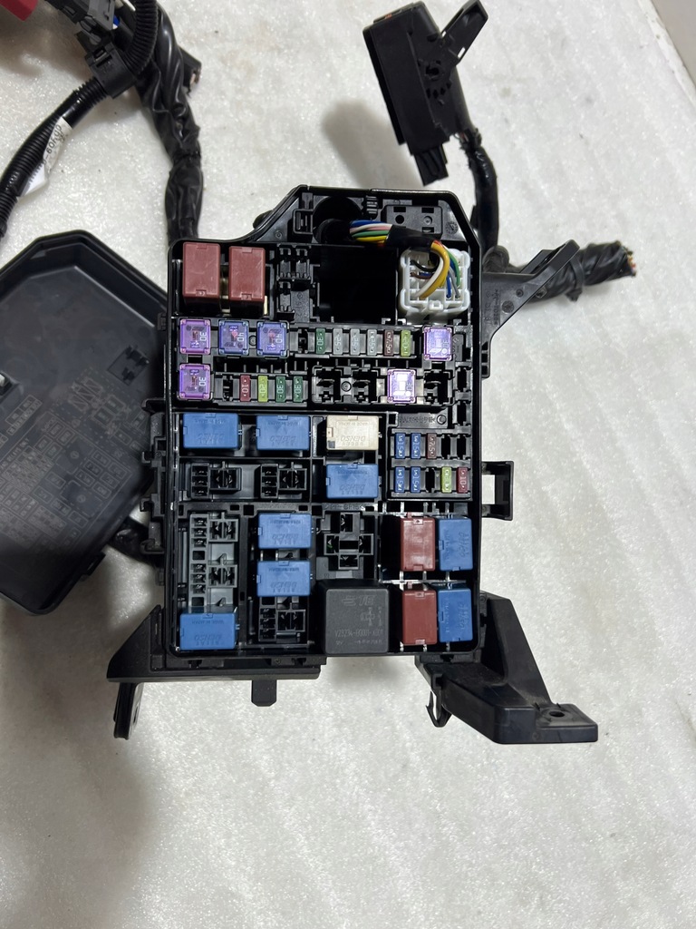 фото №8, Suzuki sx4 s-cross коробка предохранителей rok 2024