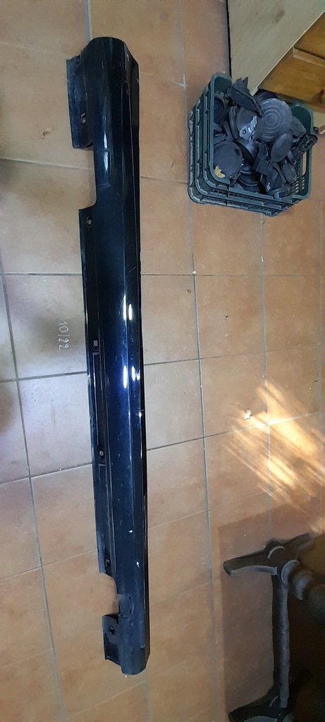 фото №9, Mercedes w175 молдинг na поріг поріг права накладка