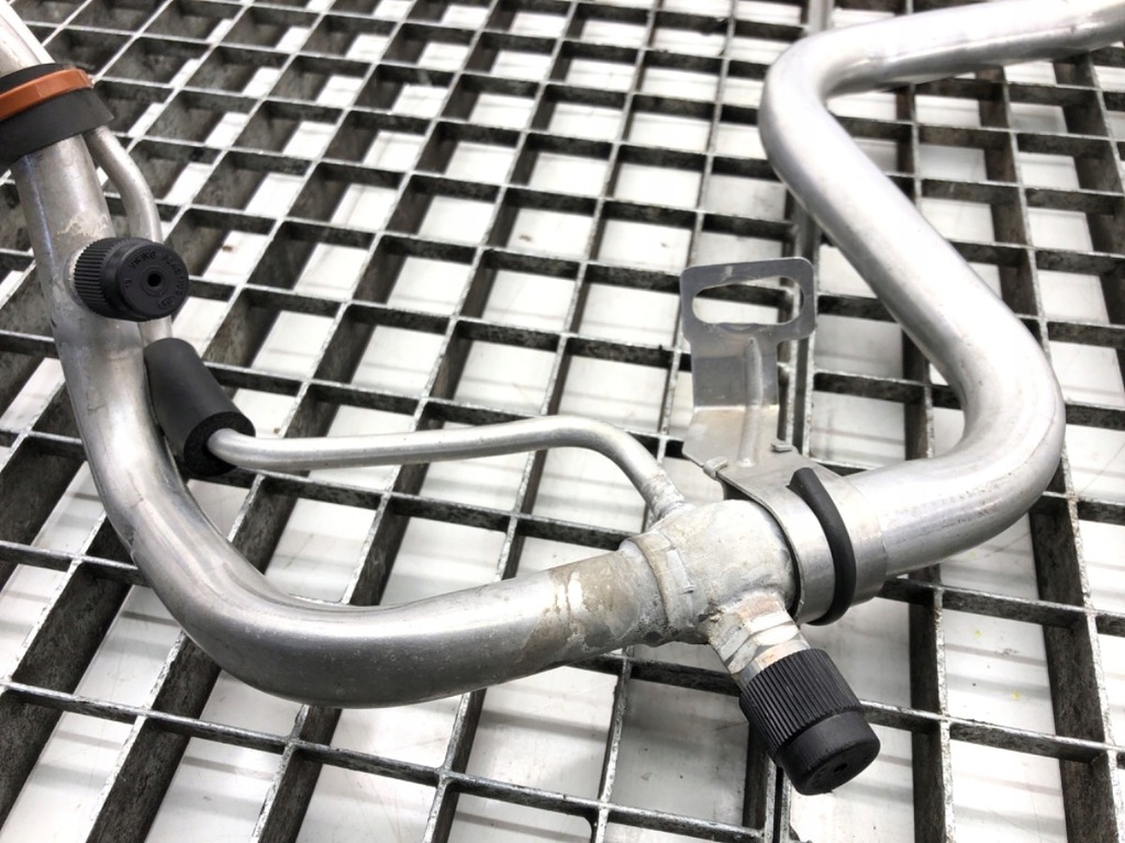 фото №8, Трубка кондиционера chevrolet camaro 2.0b 15-22