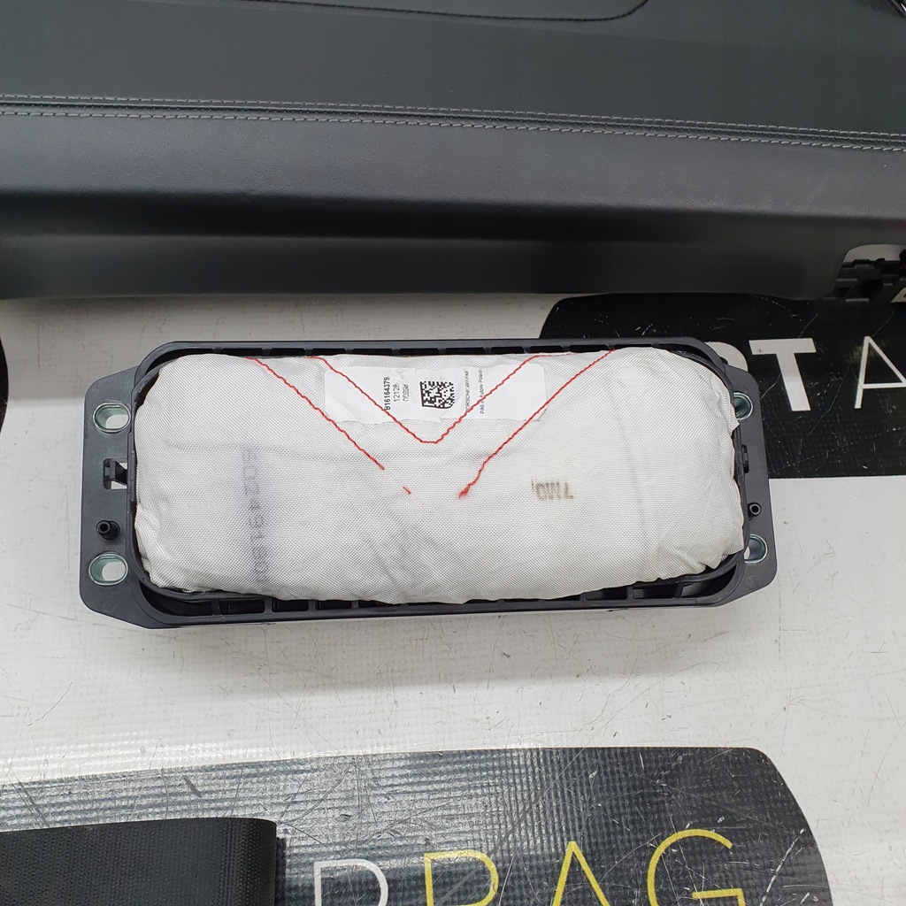 фото №9, Carerra 911 991 приборная панель консоль подушки безопасности ремни подушка безопасности