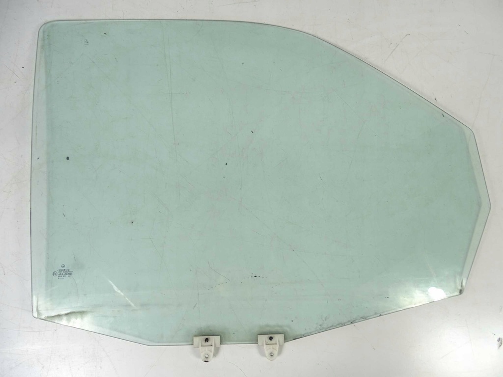 фото №1, Mercedes vito w638 стекло дверь правый перед