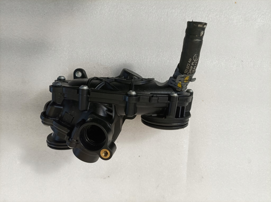 фото №3, Audi оригінальний номер корпус термостата 059121111ca