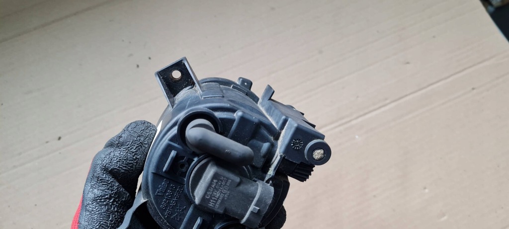 фото №13, A4 b7 противотуманная фара лампа противотуманная левая левый перед 8e0941699c