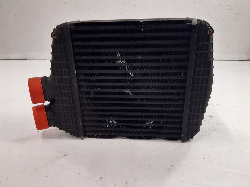 фото №1, Maserati ghibli радиатор интеркулер 16484792