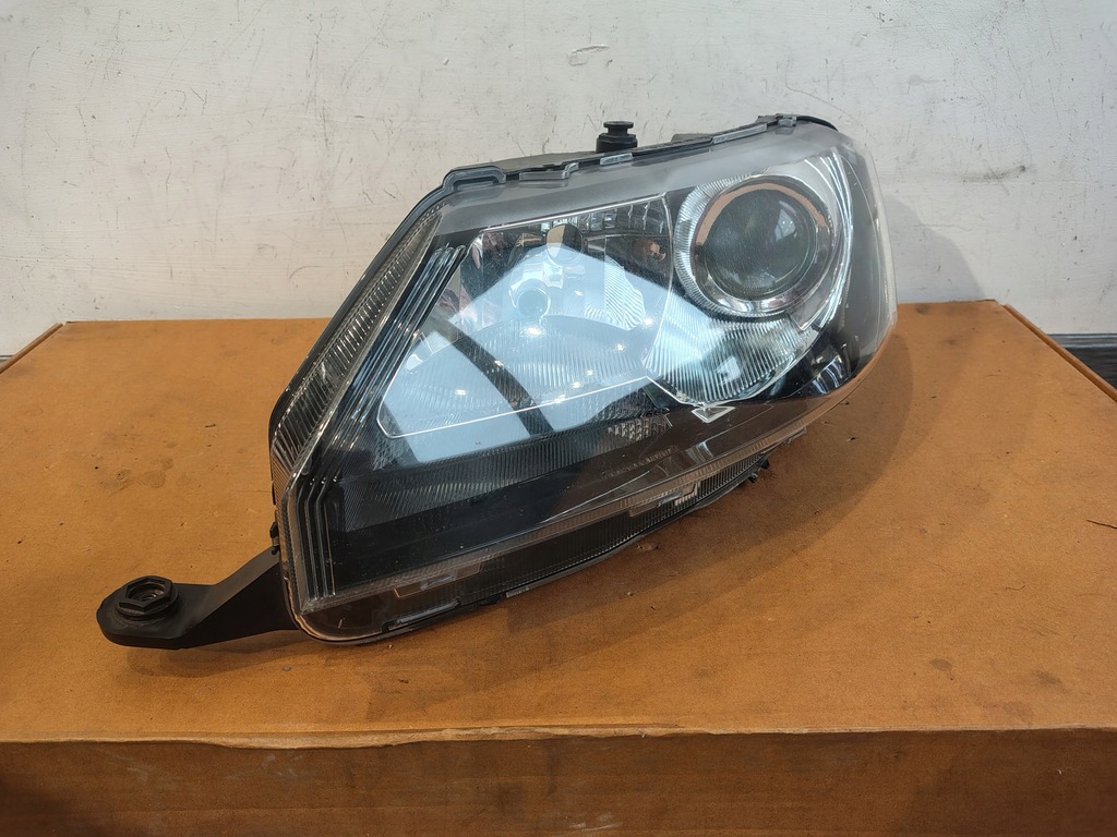 фото №1, Ксенон skoda rapid spaceback лампа ліва europa 2013-2017