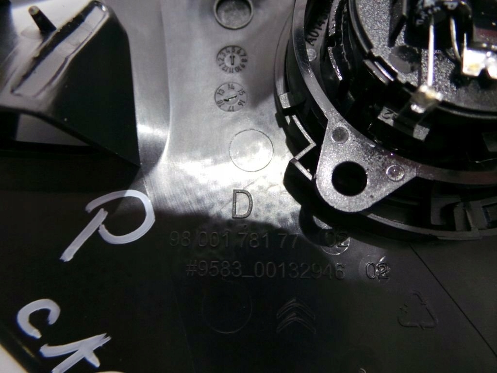 фото №6, Citroen c4 cactus 18 lift динамик решётка накладка 9800178277 9800178177